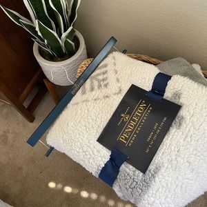 Pendleton Sherpa Aztec Throw Blanket Boho
